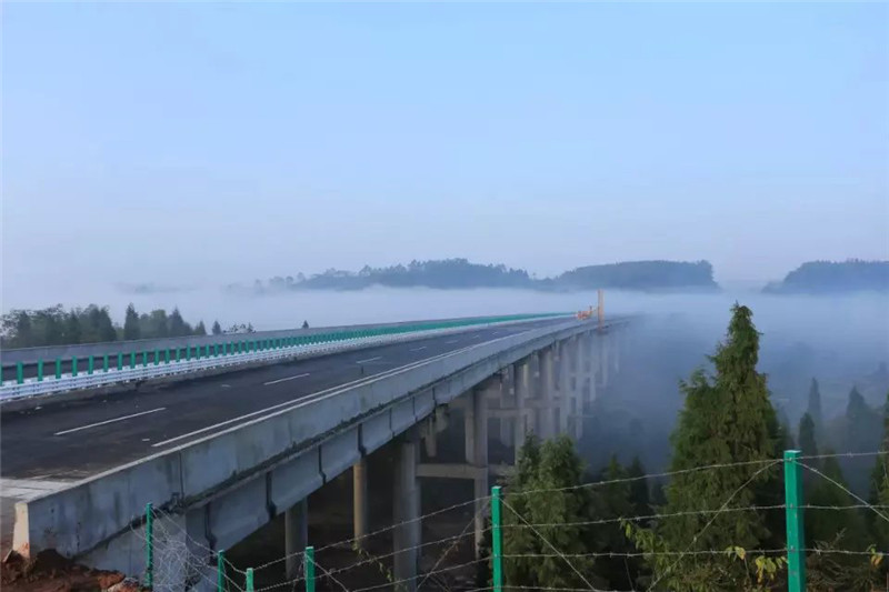 3遂西高速-芝溪河大橋.jpg